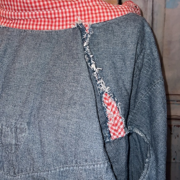 Upcycled  custom women’s country and western denim button up sz M - Picture 6 of 6